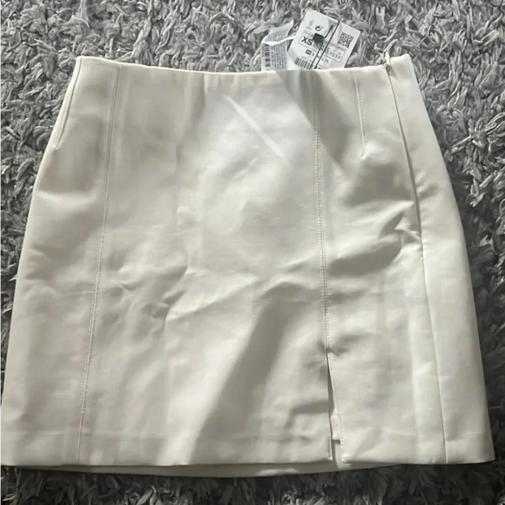 Zara Cream/ off White Skirt
